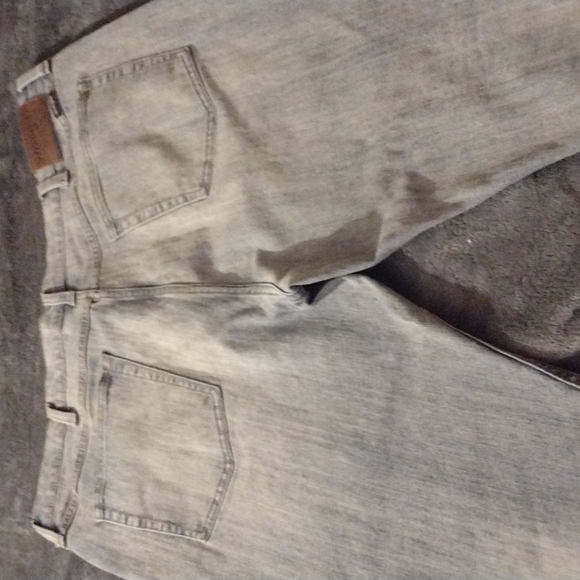 Wrangler denim stretchy jeans.42x30 - Picture 2 of 4